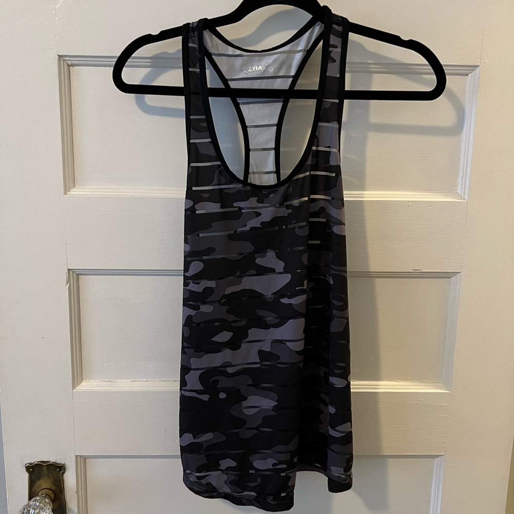 Zyia Active Camo Tank Top